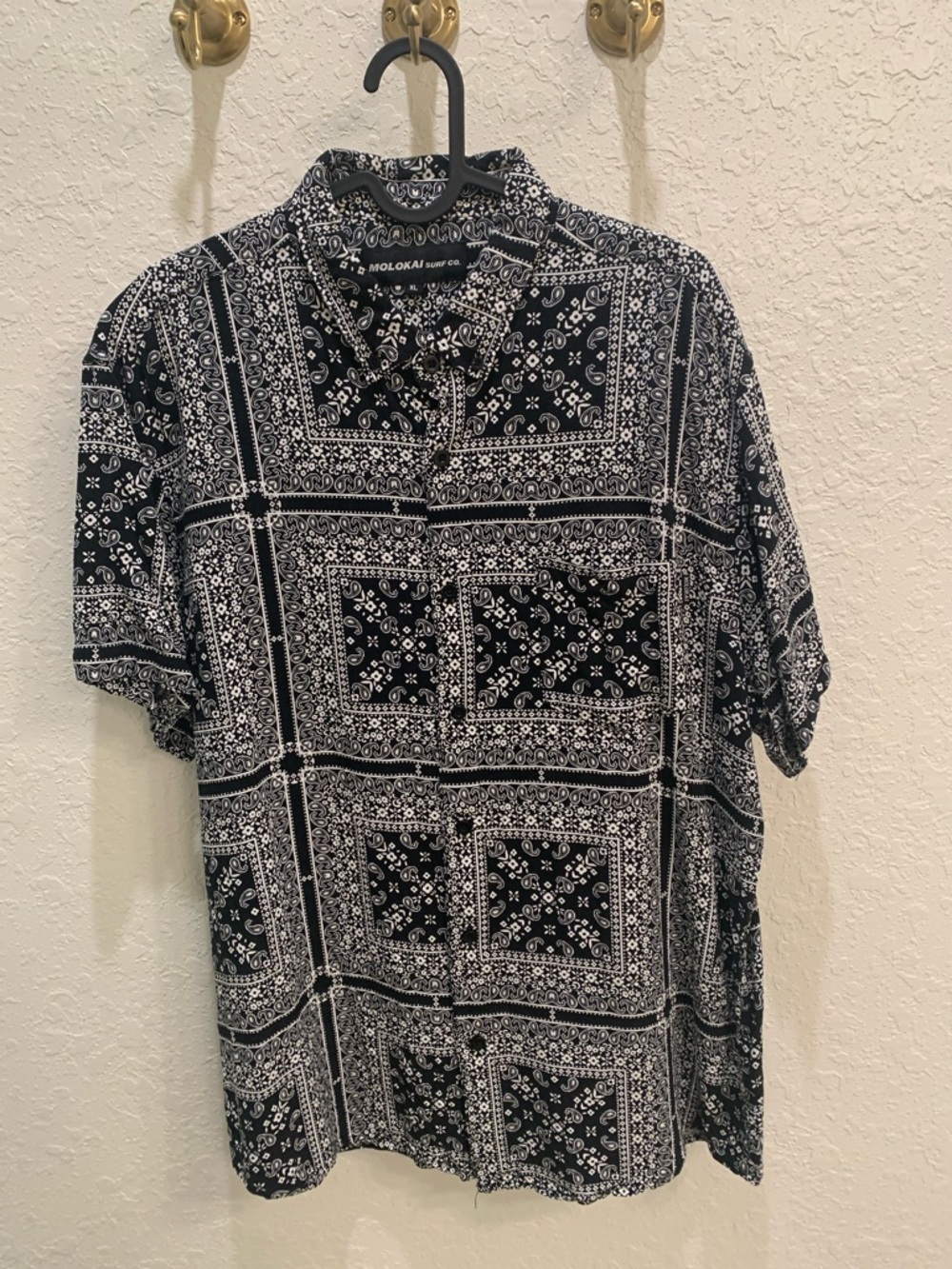 Molokai Black And White Bandana Print Short-Sleeve Button-Down Shirt